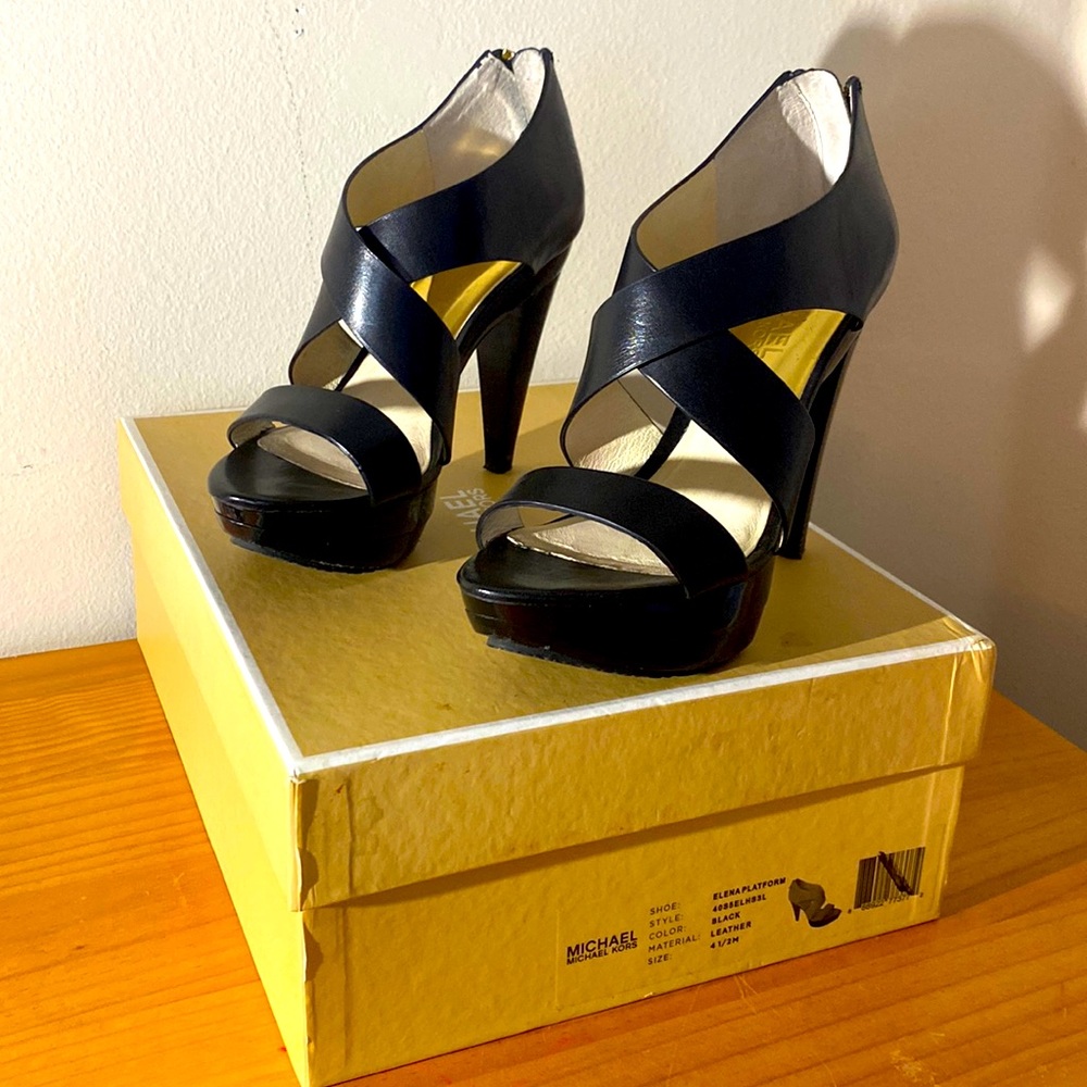 Michael Kors Shoes Size 4.5